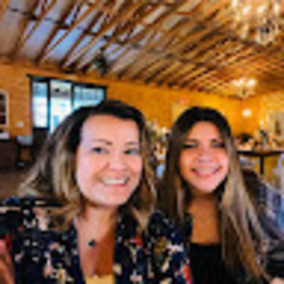 Meet your Posher, Geri - Picture 1 of 1